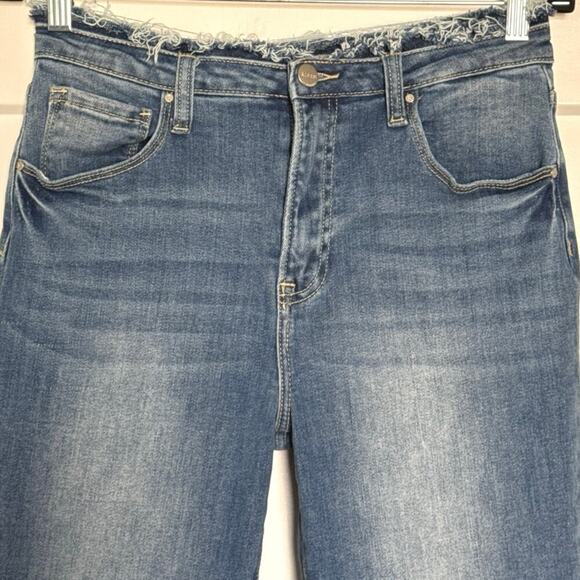 Risen Women’s High Rise Straight Leg Jeans Size 11/30 Frayed Hem Medium Wash - Picture 5 of 11
